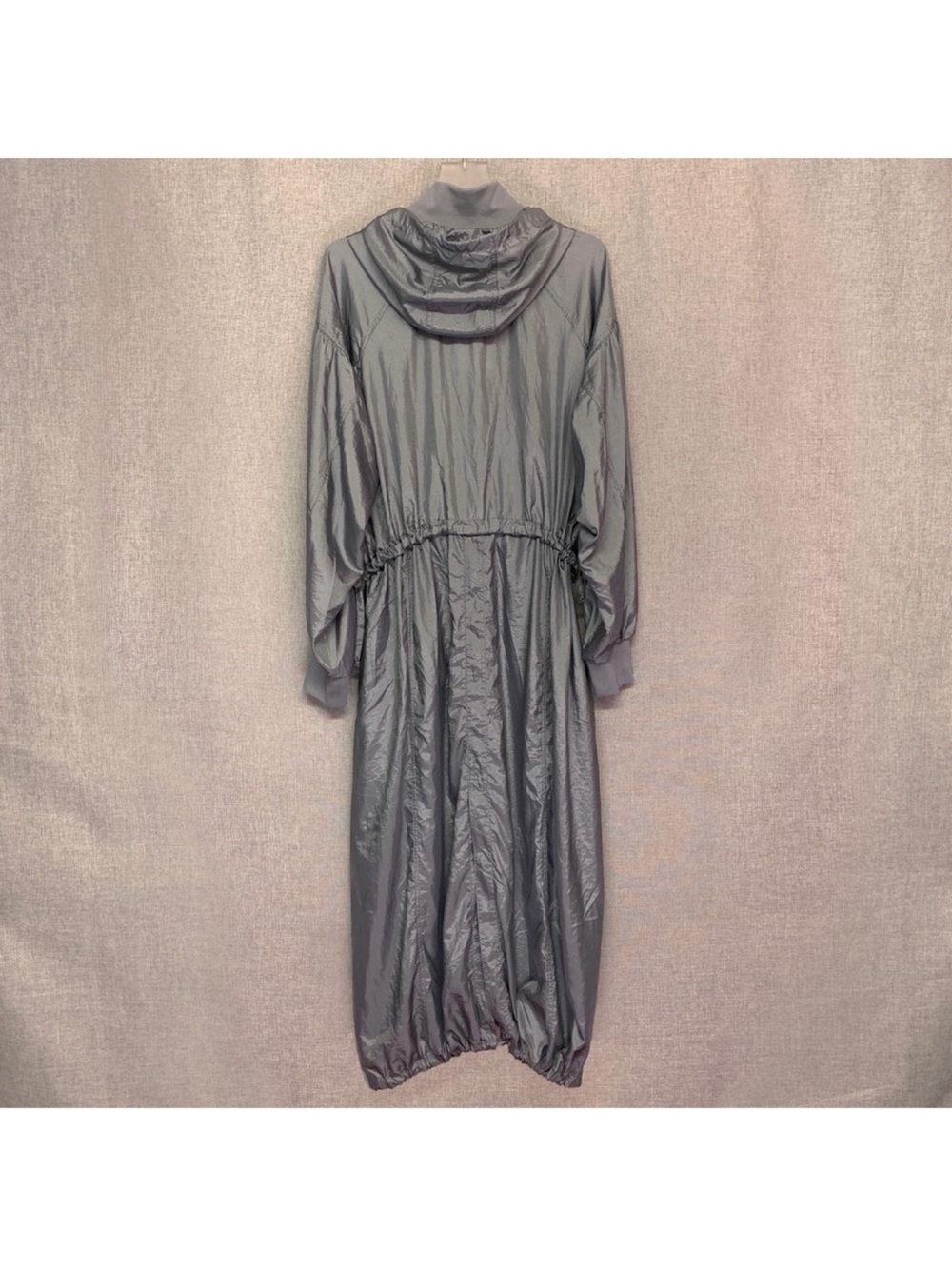 ANTHROPOLOGIE Lightweight Nylon Drawstring Long Hooded Jacket, Silver, Size XL - Picture 2 of 14